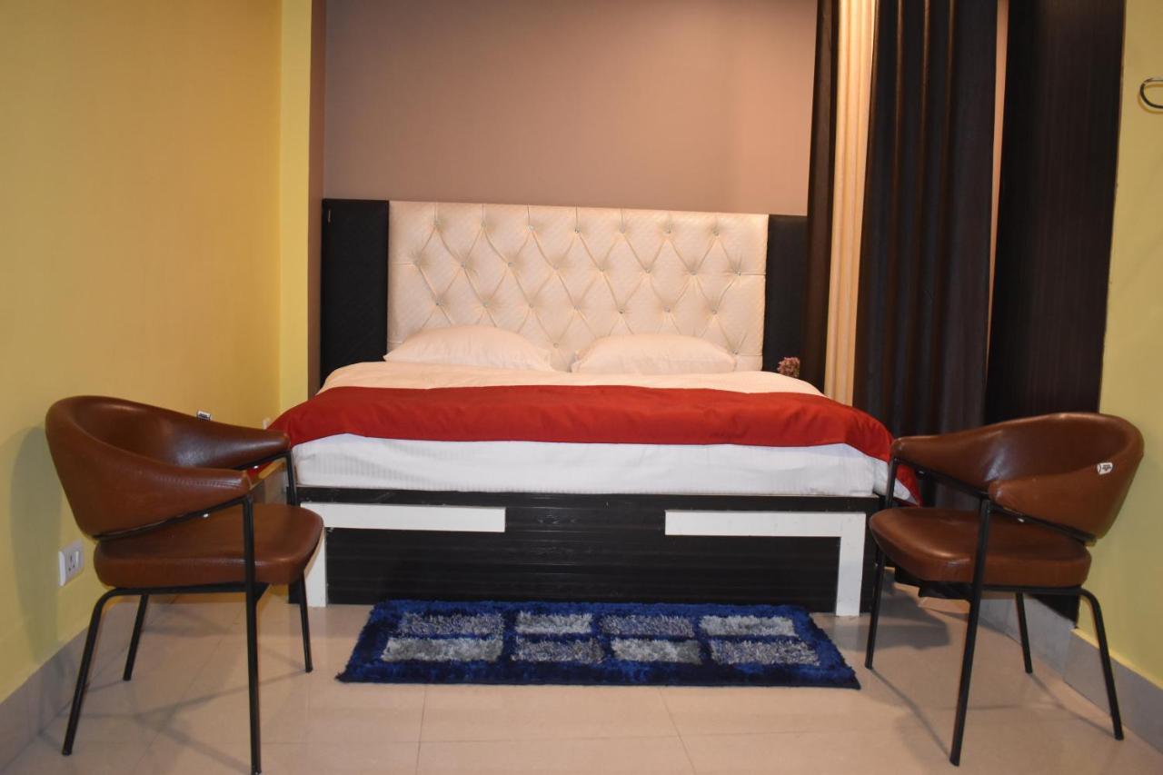 Jai Maa Bhagwati Hotel Pithorāgarh Eksteriør billede