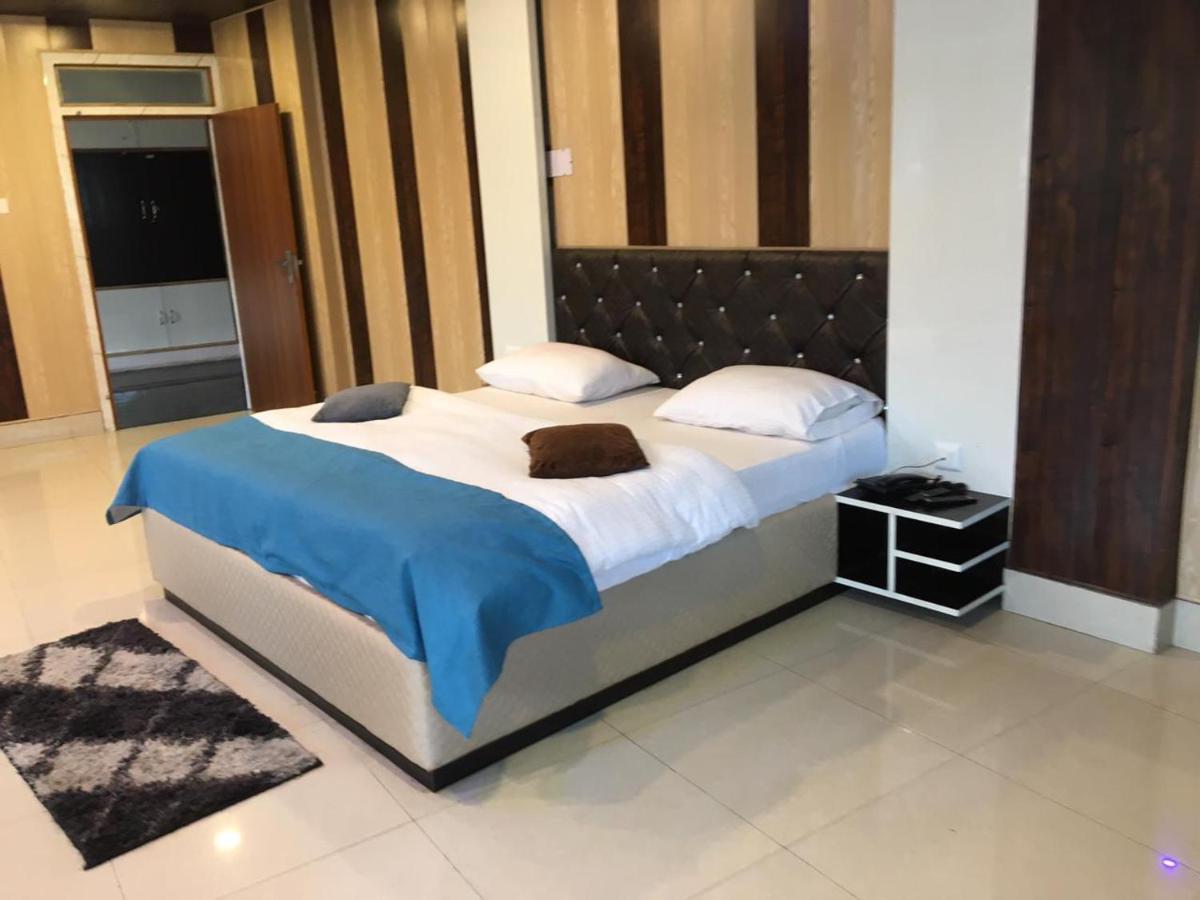 Jai Maa Bhagwati Hotel Pithorāgarh Eksteriør billede