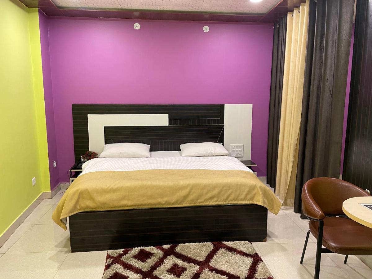 Jai Maa Bhagwati Hotel Pithorāgarh Eksteriør billede